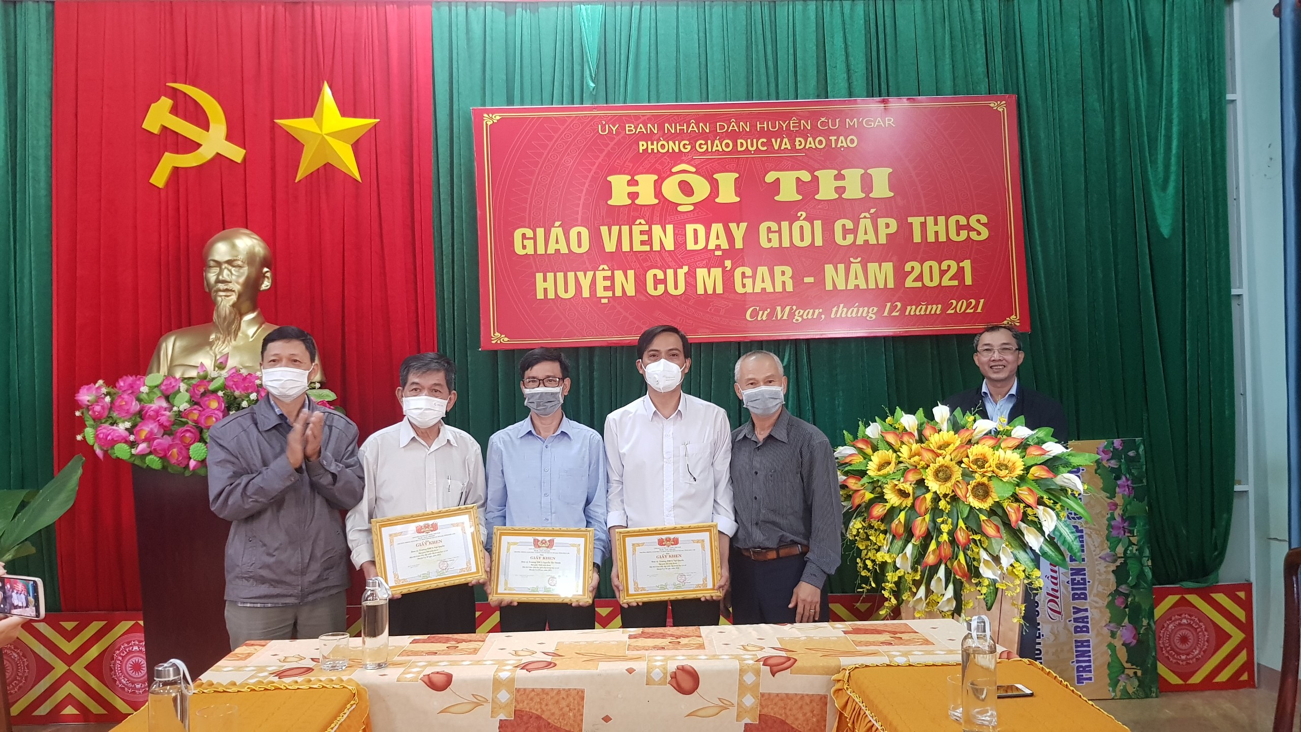 Phòng Giáo dục và đào tạo huyện Čư M'gar tổng kết hội thi giáo viên dạy giỏi cấp huyện bậc THCS