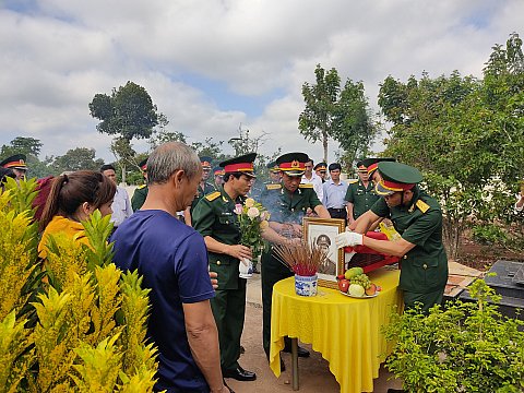 Huyện Cư M’gar long trọng tổ chức Lễ truy điệu và án táng liệt sỹ Trần Văn Nghiêm