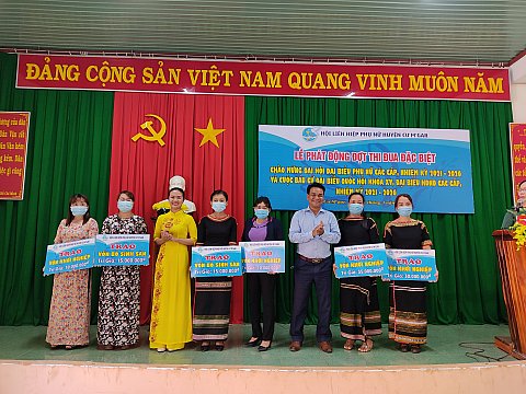 Hội LHPN huyện Cư M’gar tổ chức Lễ phát động đợt thi đua đặc biệt năm 2020