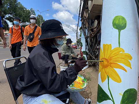 Huyện Đoàn Cư M'gar khởi công dự án “Bích họa đường phố, bản sắc tây nguyên” giai đoạn II