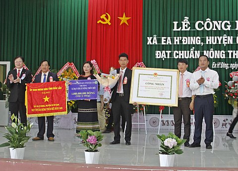 Lễ công bố xã Ea H'đing (huyện Cư M'gar) đạt chuẩn NTM