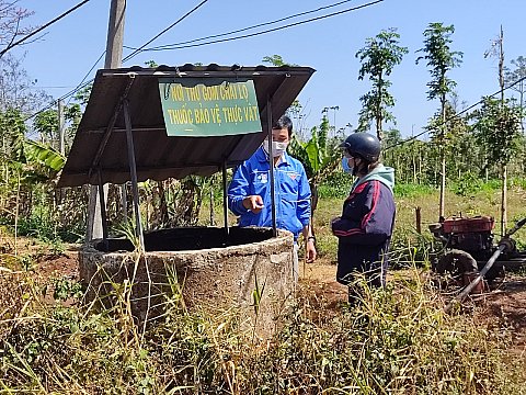 Hiệu quả từ những mô hình “Hố thu gom chai, lọ thuốc bảo vệ thực vật” đã qua sử dụng