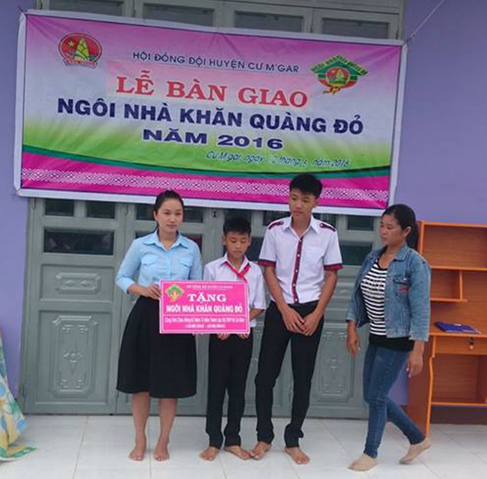 Hội đồng đội huyện: Bàn giao nhà “Khăn quàng đỏ” tặng hai anh em vượt khó học giỏi