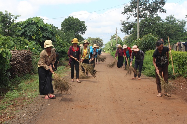 Huyện CưM'gar có 107 “đoạn đường phụ nữ tự quản”