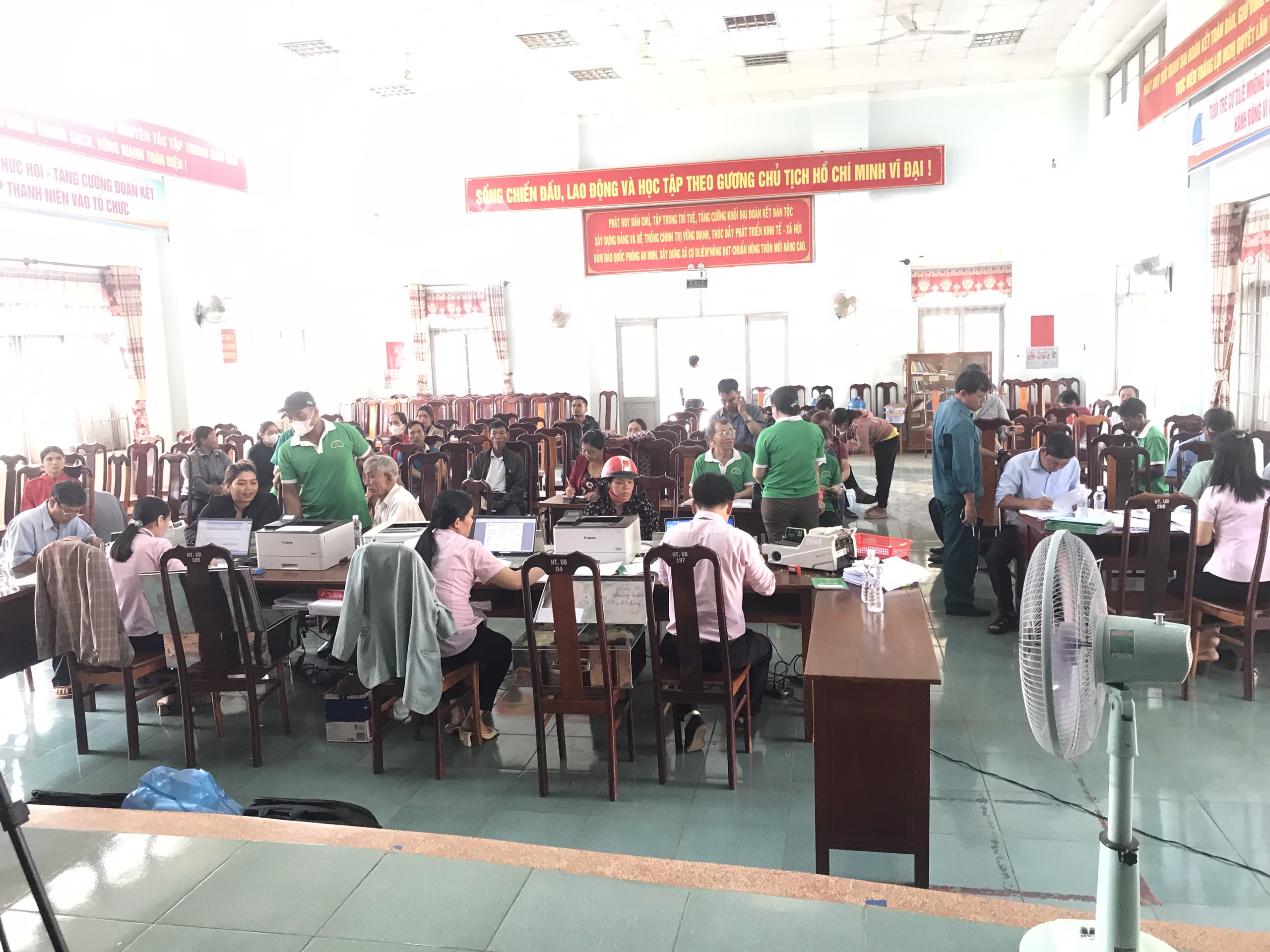 ĐOÀN THANH NIÊN XÃ CƯ DLIÊ M'NÔNG THỰC HIỆN TỐT HỢP ĐỒNG ỦY THÁC VỚI NGÂN HÀNG CHÍNH SÁCH XÃ HỘI HUYỆN CƯ M’GAR