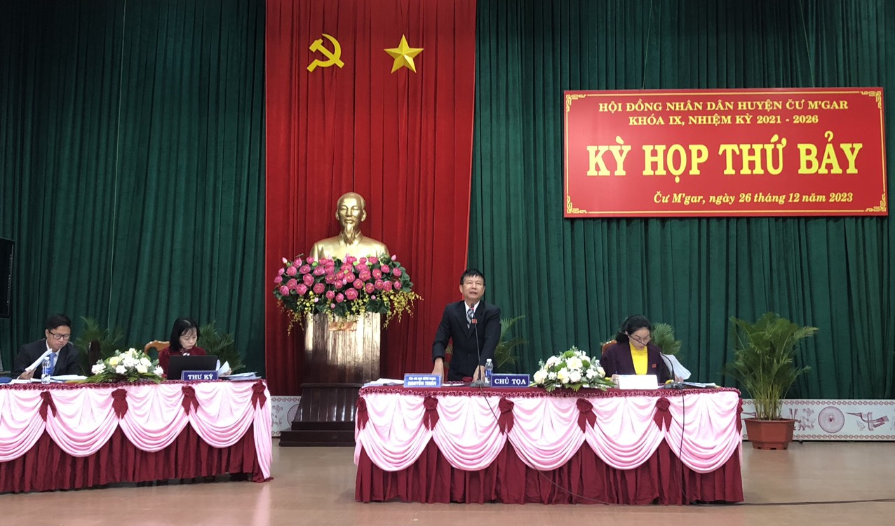 KỲ HỌP THỨ BẢY HĐND HUYỆN ČƯ M'GAR KHÓA IX (NHIỆM KỲ 2021-2026) THÀNH CÔNG TỐT ĐẸP