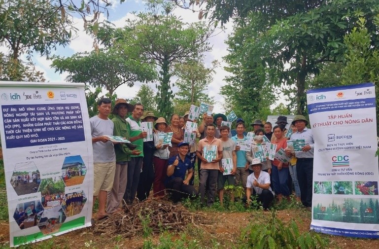 Công ty Sucden Coffee Việt Nam tập huấn ToT cho các trưởng nhóm và tập huấn ToF cho các nông dân trên địa bàn 3 xã (xã Cư M’gar, Quảng Hiệp và Ea M’droh) trong vùng dự án Compact Cư M’gar từ ngày 03 - 05 – 2024 đến ngày 13 – 06 – 2024.