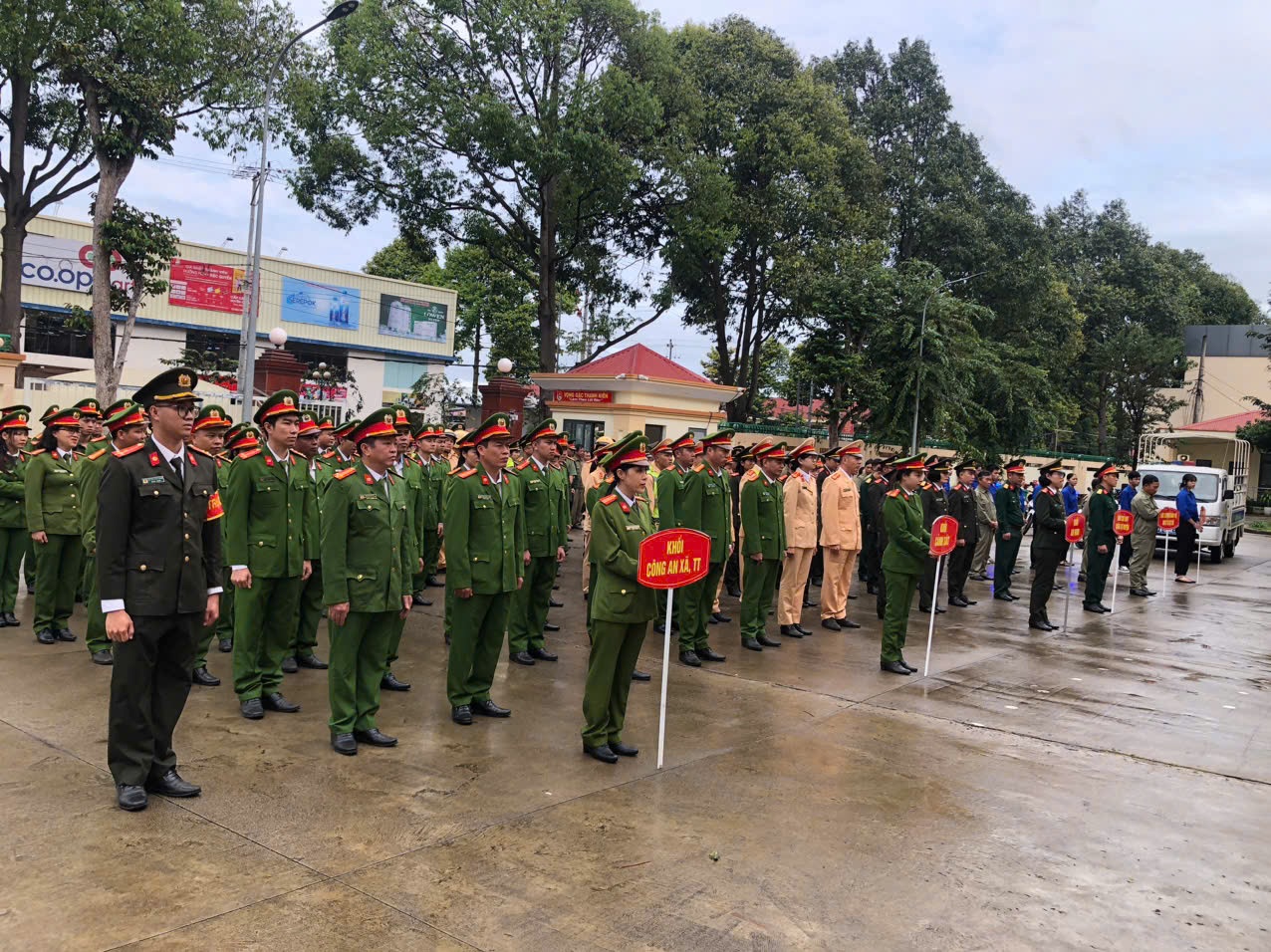 Công an huyện Čư M'gar tổ chức lễ ra quân tấn công, trấn áp tội phạm, bảo đảm an ninh trật tự  trước, trong và sau Tết Nguyên đán Ất Tỵ 2025