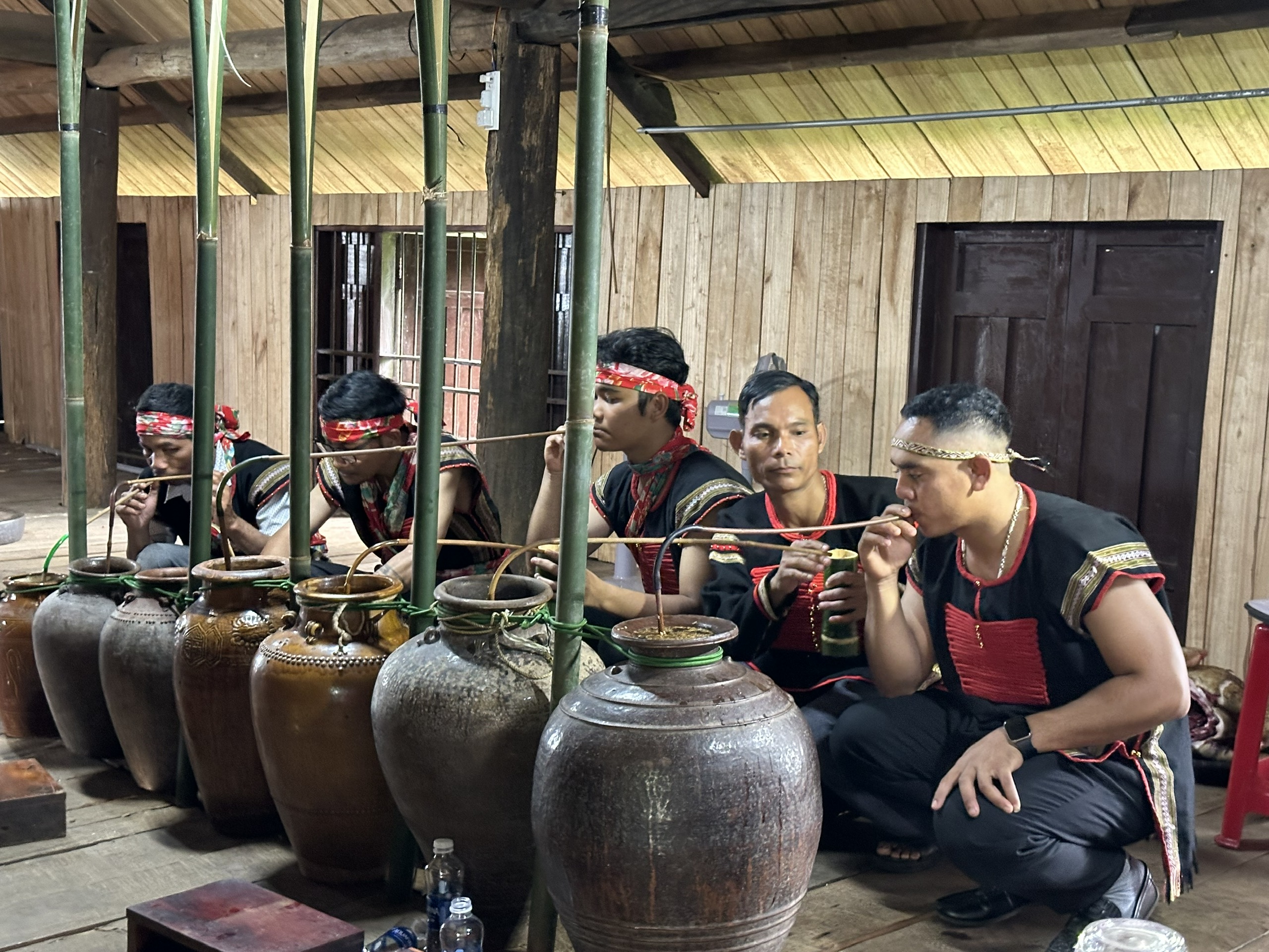 Nét đẹp văn hóa truyền thống của đồng bào dân tộc trên địa bàn huyện mỗi dịp Tết đến, Xuân về