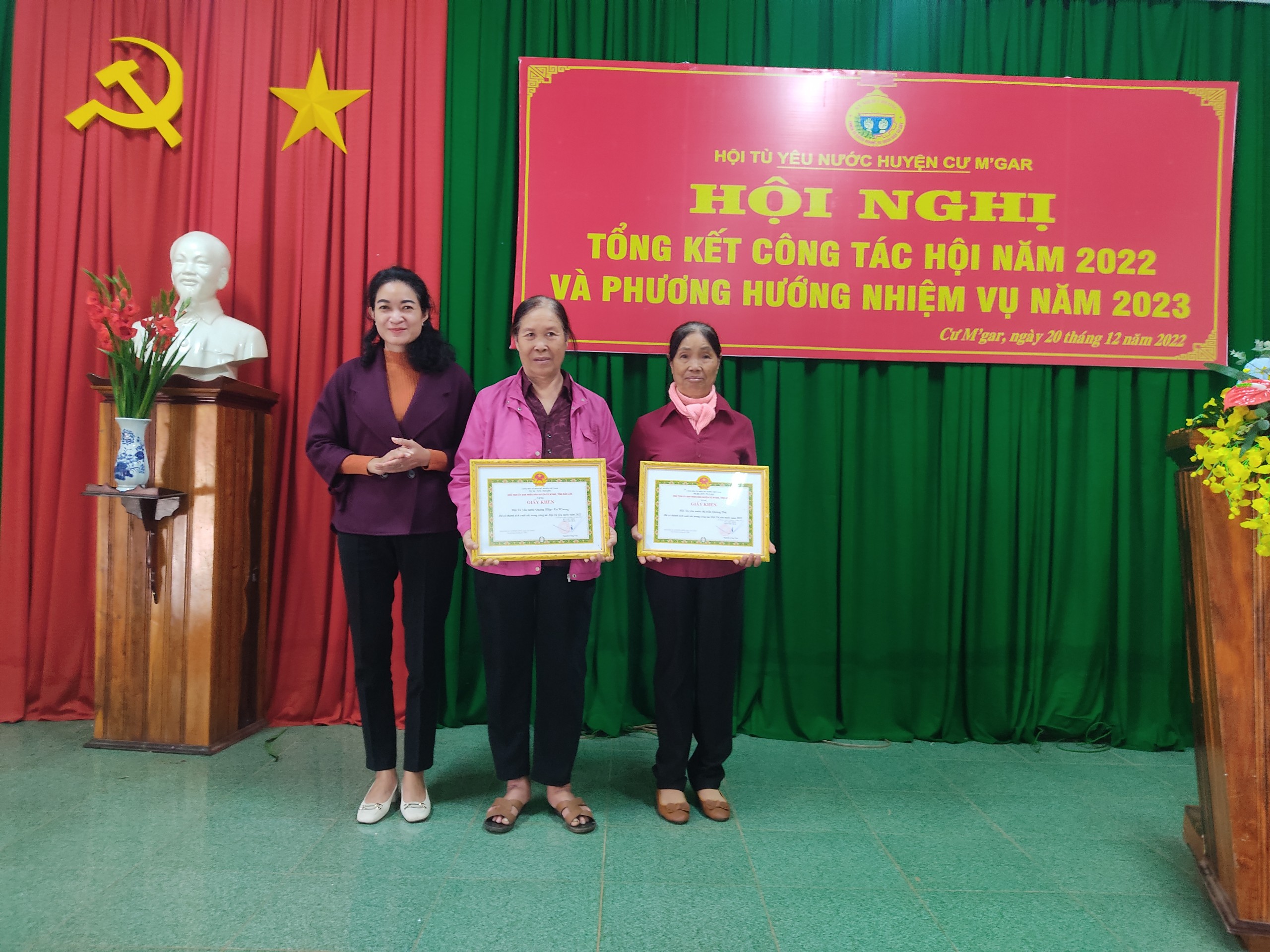 Hội Tù yêu nước huyện Čư M'gar tổ chức tổng kết công tác Hội năm 2022, triển khai phương hướng, nhiệm vụ năm 2023