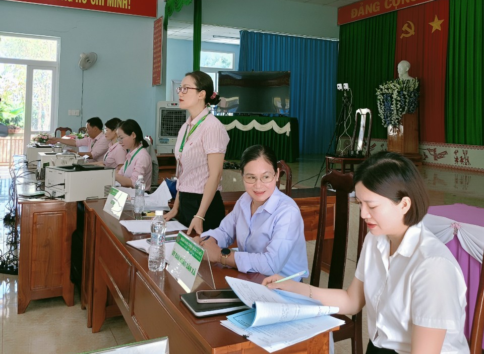 Hội LHPN xã Cư Suê đẩy mạnh công tác thực hiện tín dụng chính sách xã hội