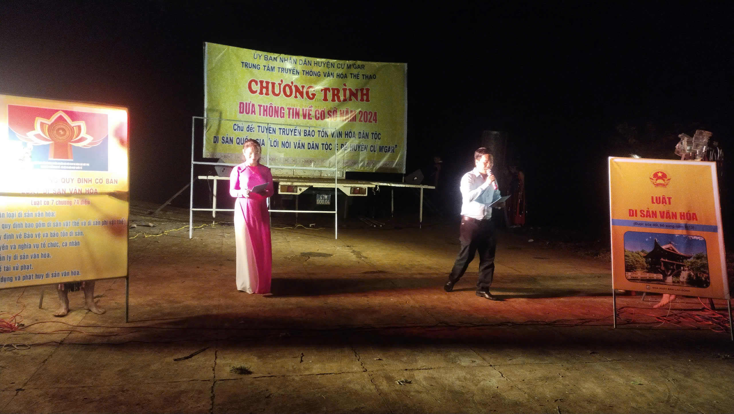 xã Ea Drơng: Tổ chức Tuyên truyền lưu động tại buôn Hô, xã Ea Drơng
