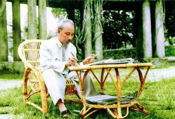 UBND xã Ea Hđing triển khai đăng ý học tập và làm theo Tư tưởng, đạo đức, phong cách Hồ Chí Minh năm 2024