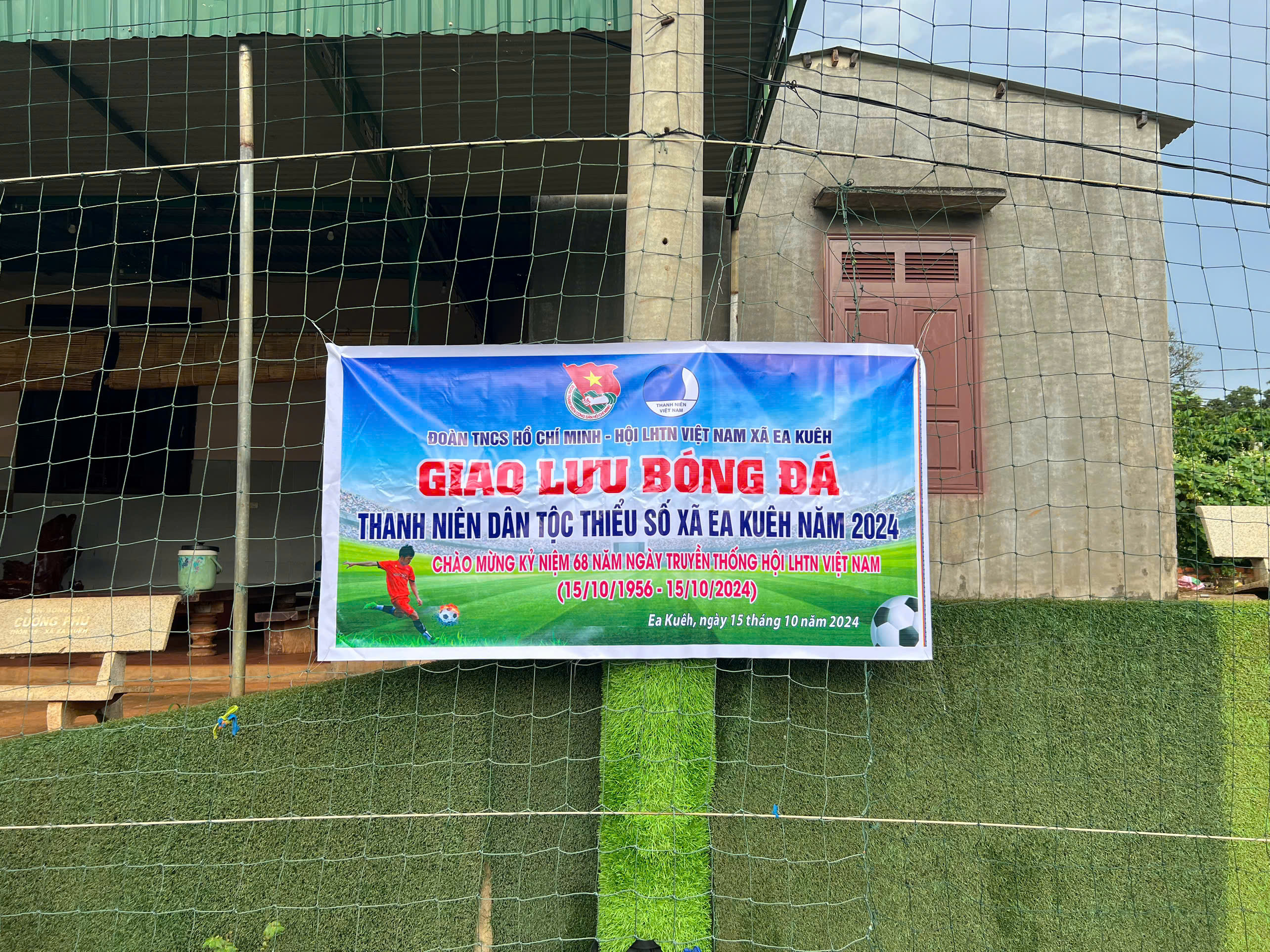 Đoàn thanh niên xã - UB Hội liên hiệp thanh niên xã tổ chức giao lưu bóng đá giữa Đoàn thanh niên xã và thanh niên các dân tộc thiểu số năm 2024