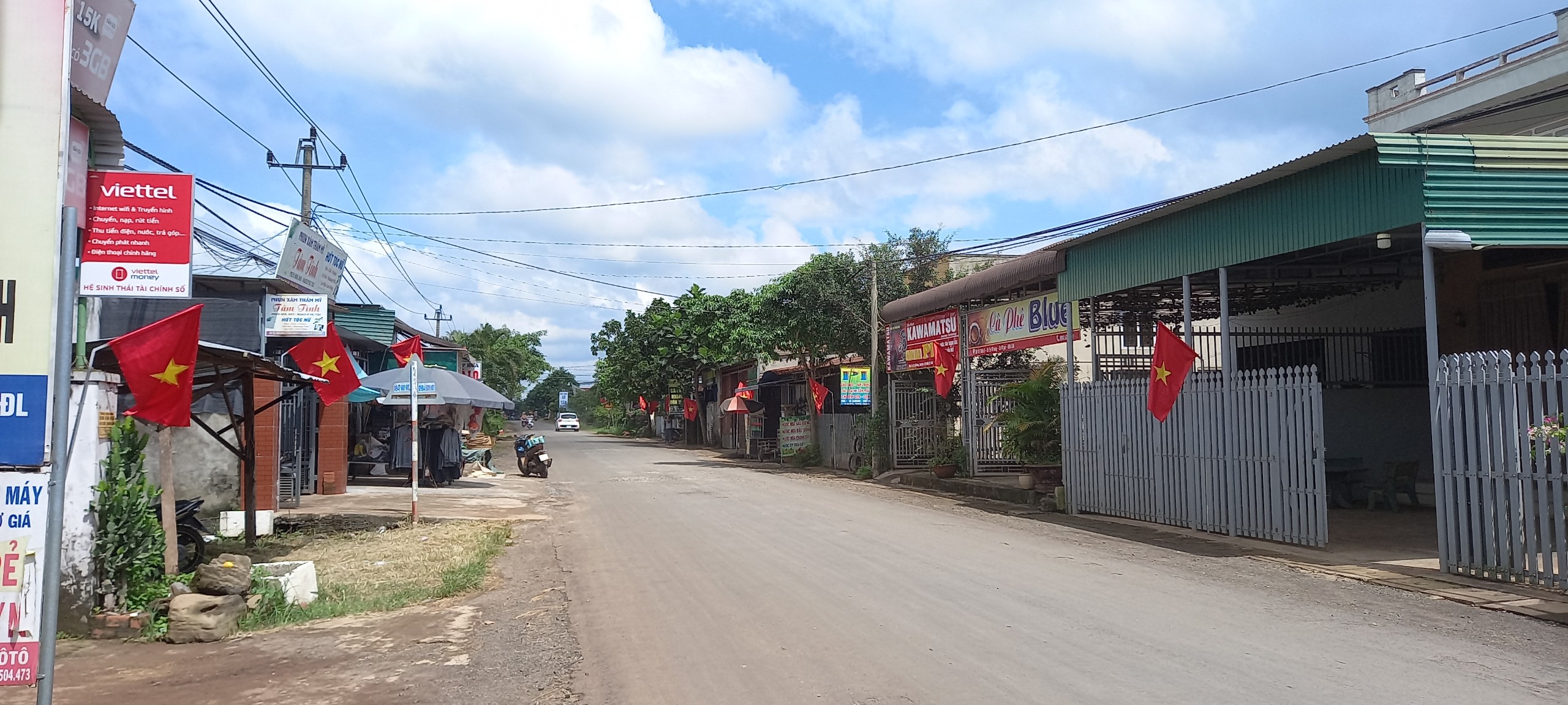 Một số hoạt động chào mừng Ngày Đại đoàn kết toàn dân trên địa bàn xã Ea M'nang