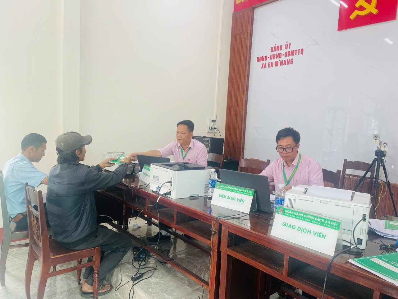 Phát huy hiệu quả nguồn vốn của Ngân hàng Chính sách xã hội trong công tác giảm nghèo tại xã Ea M’nang