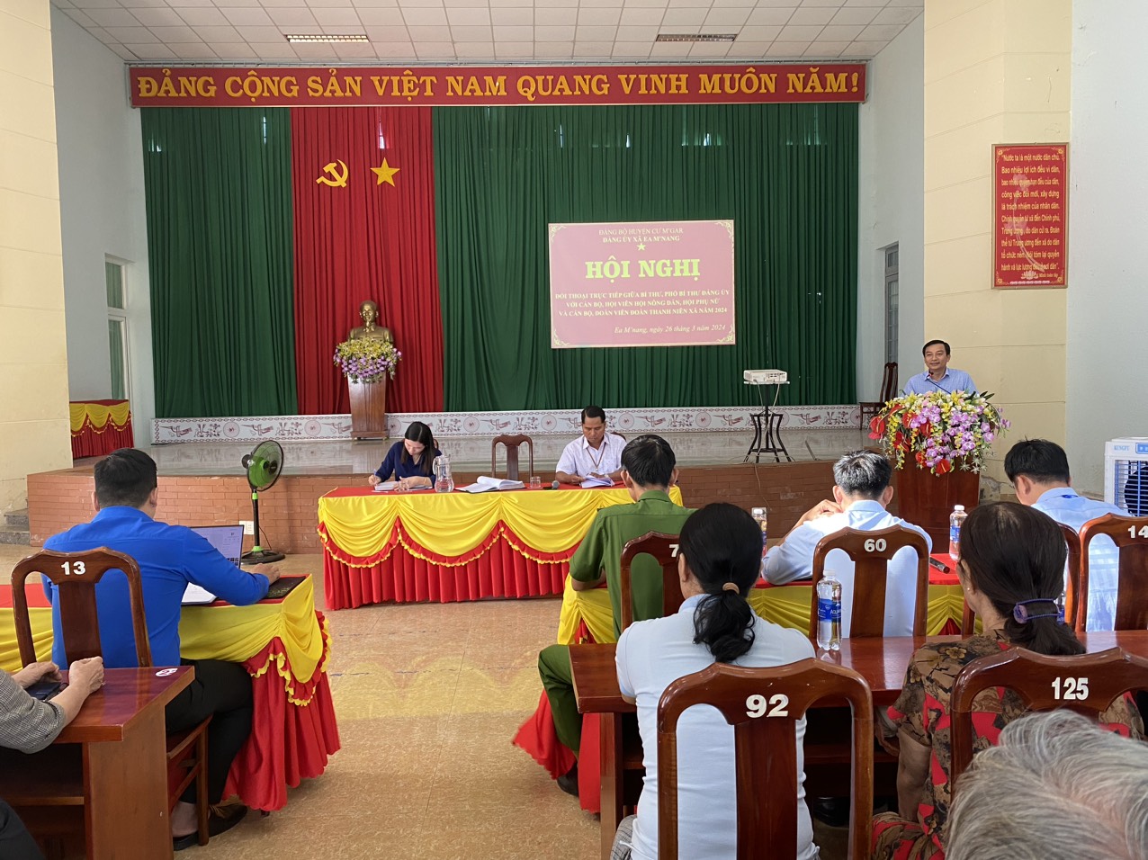 Hội nghị đối thoại trực tiếp giữa Bí thư, Phó bí thư Đảng ủy  với cán bộ hội viên Nông dân, Phụ nữ, Đoàn thanh niên