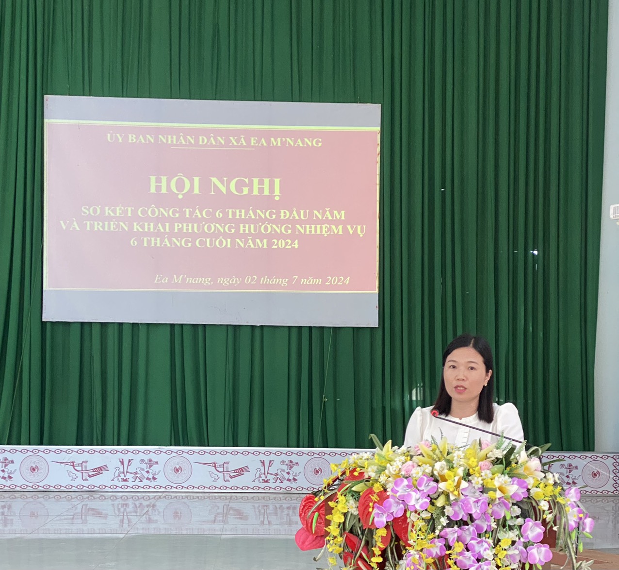 Hội nghị sơ kết tình hình thực hiện các chỉ tiêu phát triển KT-XH, đảm bảo QP-AN và kết quả thực hiện chương trình MTTQ xây dựng NTM 6 tháng đầu năm và phương hướng, nhiệm vụ 6 tháng cuối năm 2024
