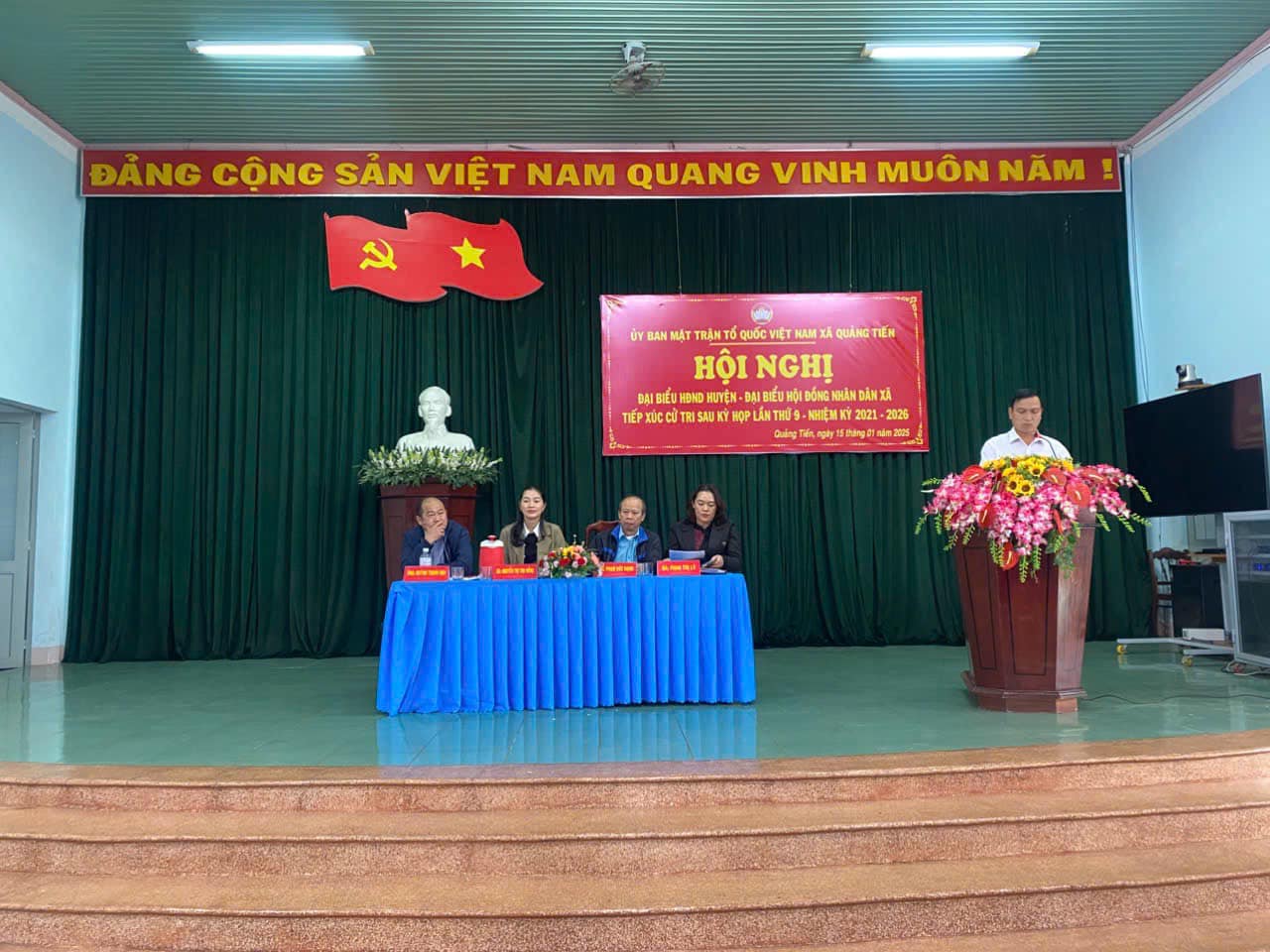 Hội nghị tiếp xúc cử tri với đại biểu HĐND huyện và đại biểu HĐND xã sau kỳ họp thứ 9 HĐND huyện, HĐND xã nhiệm kỳ 2021-2026