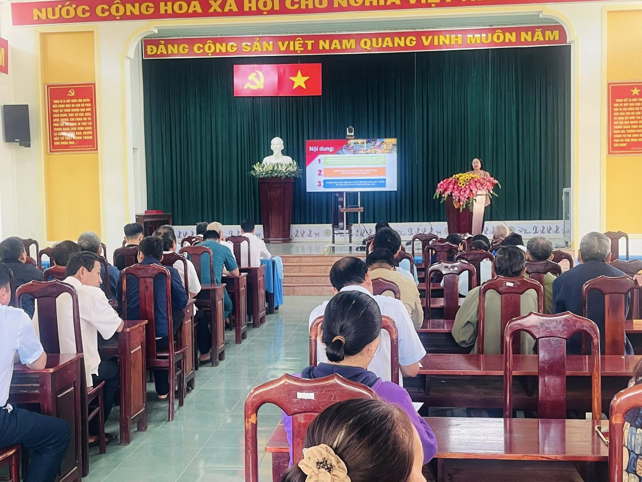 Hội nghị hướng dẫn xây dựng triển khai mô hình về phổ biến giáo dục pháp luật và mô hình điển hình về hoà giải ở cơ sở, mô hình cấp xã điển hình về hoà giải ở cơ sở tại UBND xã Quảng Tiến.