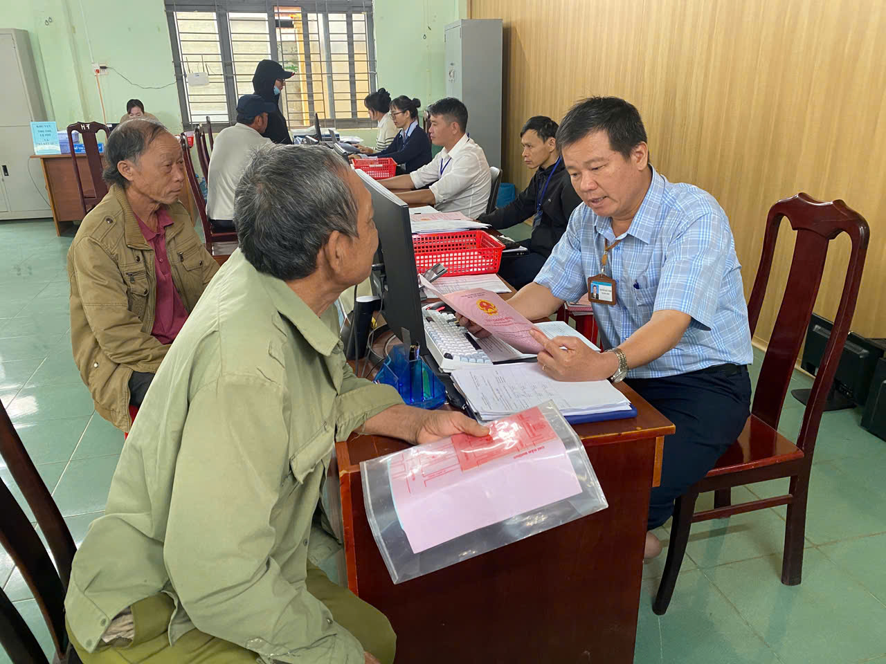 Để việc chấm điểm công dân số bảo đảm tính công bằng, cần đầu tư đồng bộ hạ tầng và phổ cập kiến thức số phù hợp với điều kiện thực tế.