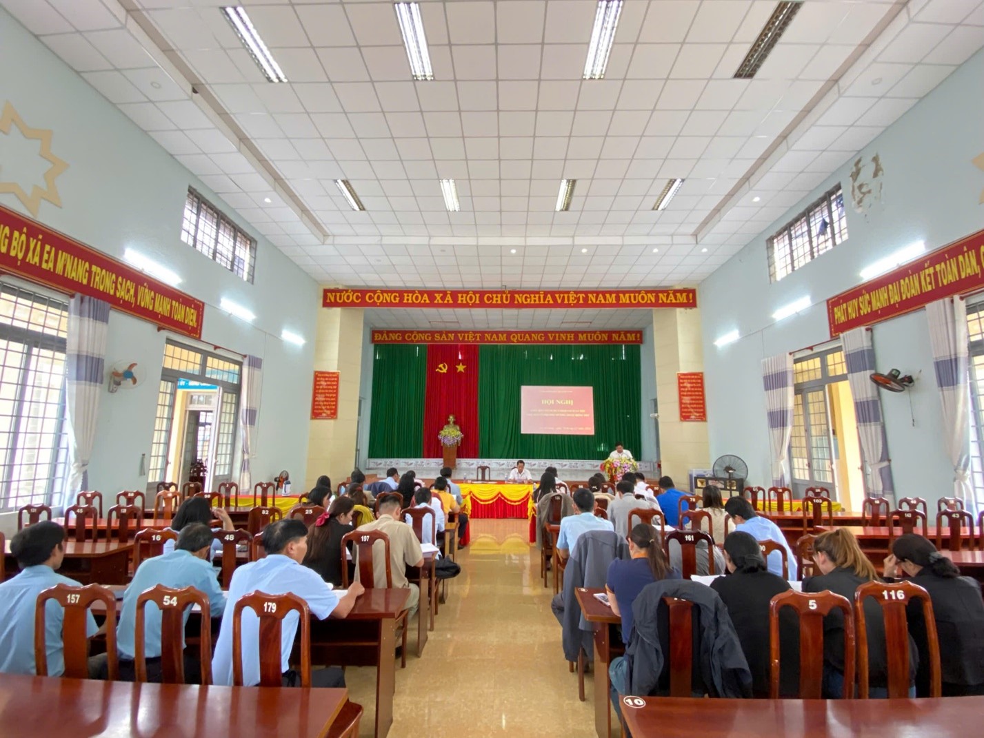VIẾT TIẾP GIẤC MƠ CỦA HỌC SINH, SINH VIÊN VÙNG KHÓ KHĂN