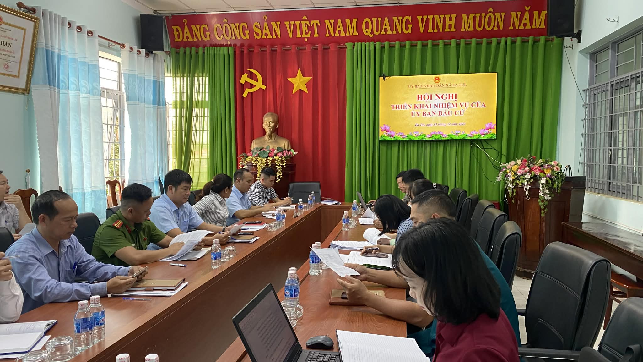 UỶ BAN BẦU CỬ XÃ EA TUL TỔ CHỨC HỘI NGHỊ TRIỂN KHAI NHIỆM VỤ
