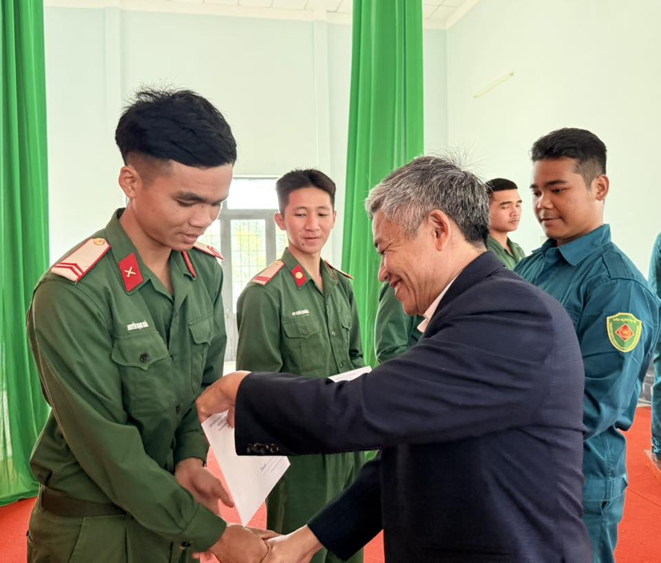 Xã Ea Tul đón nhận 41 quân nhân hoàn thành nghĩa vụ quân sự trở về địa phương