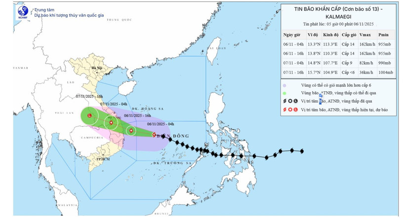 Xã Quảng Phú kích hoạt Ban Chỉ huy phòng thủ dân sự xã hoạt động 24/24 h chủ động hỗ trợ Nhân dân giảm thiểu thiệt hại do mưa bão số 13 gây ra
